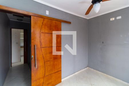 Quarto 1 de casa para alugar com 2 quartos, 65m² em Jardim Tango, São Paulo