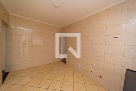 Casa para alugar com 210m², 3 quartos e 3 vagas Casa para alugar com 210m², 3 quartos e 3 vagasBanheiroCozinha