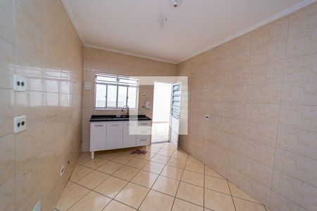 Casa para alugar com 210m², 3 quartos e 3 vagas Casa para alugar com 210m², 3 quartos e 3 vagasBanheiroCozinha