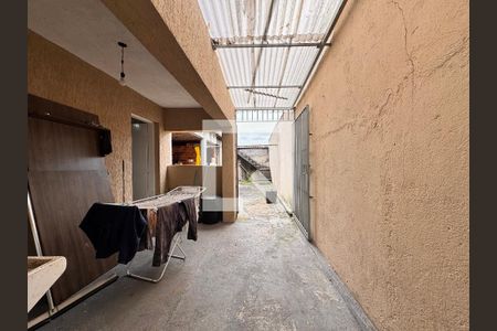 Casa à venda com 265m², 3 quartos e 3 vagasLavanderia