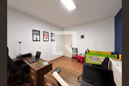 Casa à venda com 265m², 3 quartos e 3 vagasQuarto 3