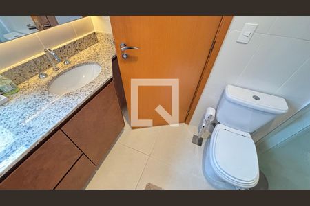 Apartamento à venda com 89m², 3 quartos e 2 vagasBanheiro da Suíte