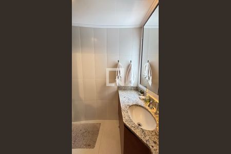 Apartamento à venda com 89m², 3 quartos e 2 vagasBanheiro da Suíte