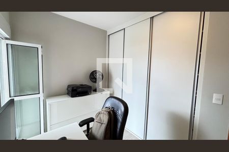Apartamento à venda com 89m², 3 quartos e 2 vagasQuarto 2
