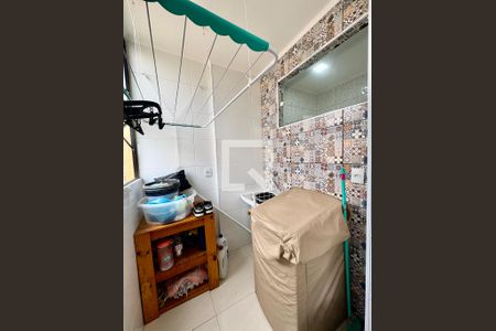 Apartamento para alugar com 64m², 2 quartos e 1 vagaÁrea de Serviço