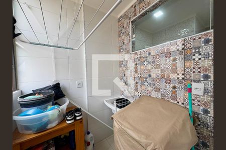 Apartamento para alugar com 64m², 2 quartos e 1 vagaÁrea de Serviço