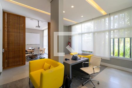 Apartamento à venda com 220m², 3 quartos e 2 vagasÁrea comum - Office