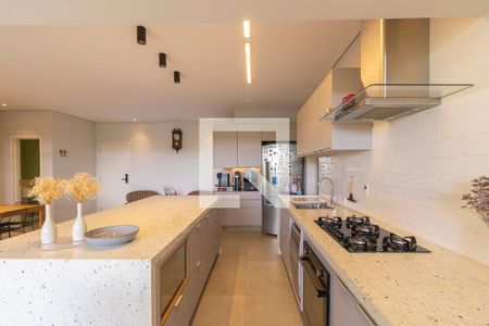 Apartamento à venda com 220m², 3 quartos e 2 vagasCozinha