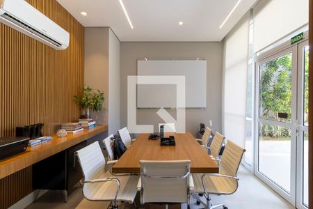 Apartamento à venda com 220m², 3 quartos e 2 vagasÁrea comum - Office