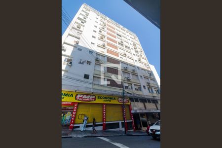 Apartamento à venda com 70m², 2 quartos e sem vaga Apartamento à venda com 70m², 2 quartos e sem vagaFachada