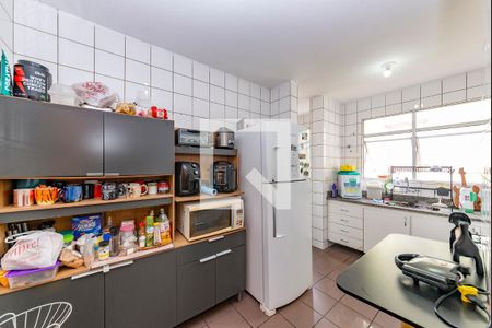 Apartamento à venda com 200m², 3 quartos e 2 vagas Apartamento à venda com 200m², 3 quartos e 2 vagasCozinha