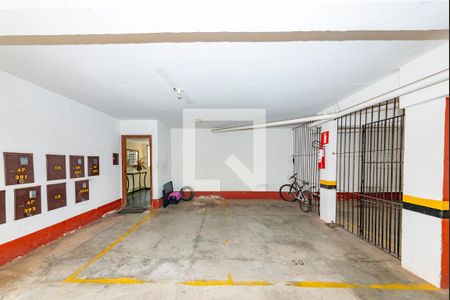 Apartamento à venda com 200m², 3 quartos e 2 vagas Apartamento à venda com 200m², 3 quartos e 2 vagasGaragem