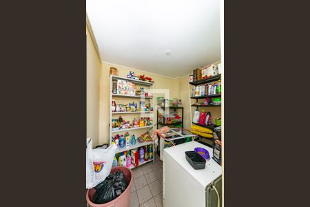 Apartamento à venda com 200m², 3 quartos e 2 vagas Apartamento à venda com 200m², 3 quartos e 2 vagasÁrea de Serviço