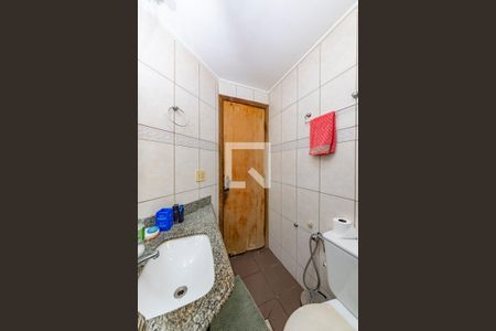 Apartamento à venda com 200m², 3 quartos e 2 vagas Apartamento à venda com 200m², 3 quartos e 2 vagasBanheiro Social