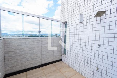 Apartamento para alugar com 200m², 3 quartos e 4 vagas Apartamento para alugar com 200m², 3 quartos e 4 vagasCobertura