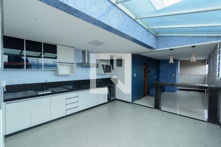 Apartamento para alugar com 200m², 3 quartos e 4 vagas Apartamento para alugar com 200m², 3 quartos e 4 vagasCobertura