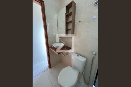Casa para alugar com 70m², 2 quartos e sem vagaBanheiro da Suíte