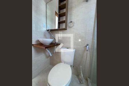 Casa para alugar com 70m², 2 quartos e sem vagaBanheiro Social