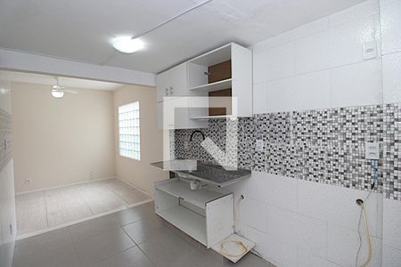 Casa para alugar com 70m², 2 quartos e sem vagaCozinha