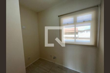 Casa para alugar com 70m², 2 quartos e sem vagaEscritório