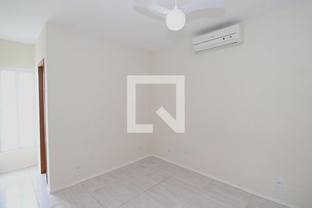 Casa para alugar com 70m², 2 quartos e sem vagaSuíte