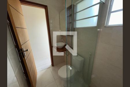 Casa para alugar com 70m², 2 quartos e sem vagaBanheiro da Suíte