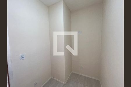 Casa para alugar com 70m², 2 quartos e sem vagaEscritório