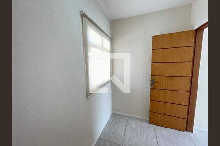 Casa para alugar com 70m², 2 quartos e sem vagaEscritório