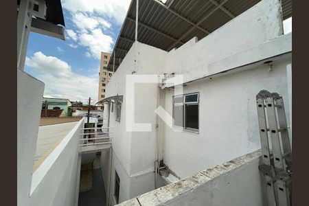 Casa para alugar com 70m², 2 quartos e sem vagaÁrea externa