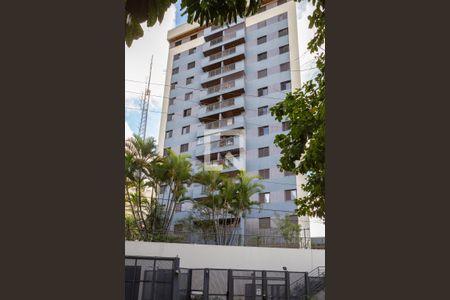 Apartamento à venda com 84m², 3 quartos e 2 vagasFachada