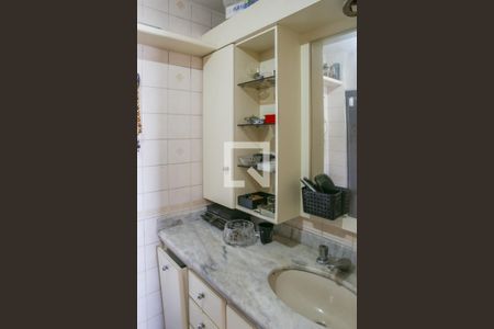 Apartamento à venda com 84m², 3 quartos e 2 vagasBanheiro da Suíte