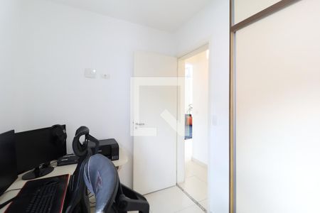 Quarto 2 de apartamento à venda com 2 quartos, 40m² em Vila Mazzei, São Paulo