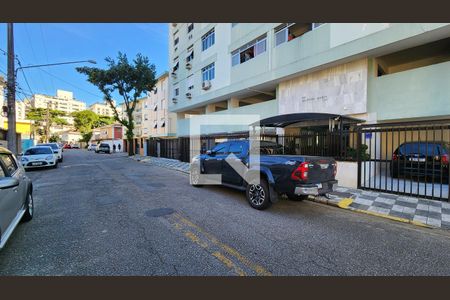 Apartamento para alugar com 141m², 3 quartos e 1 vaga Apartamento para alugar com 141m², 3 quartos e 1 vagaVista da Rua