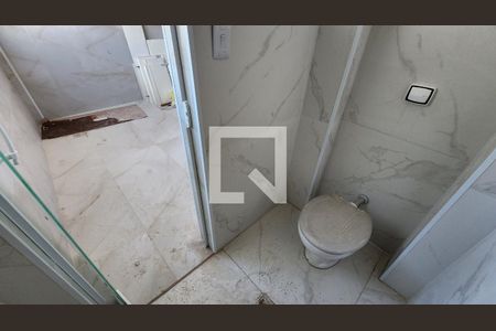 Apartamento para alugar com 141m², 3 quartos e 1 vaga Apartamento para alugar com 141m², 3 quartos e 1 vagaBanheiro de serviço