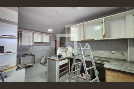 Apartamento para alugar com 141m², 3 quartos e 1 vaga Apartamento para alugar com 141m², 3 quartos e 1 vagaCozinha
