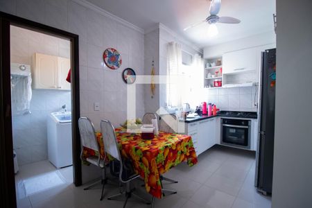 Apartamento à venda com 86m², 3 quartos e 2 vagasCozinha