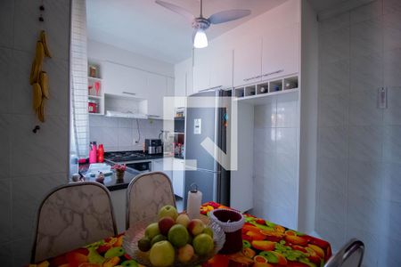 Apartamento à venda com 86m², 3 quartos e 2 vagasCozinha