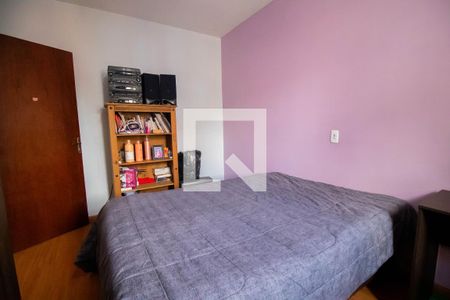 Apartamento à venda com 86m², 3 quartos e 2 vagasQuarto 2