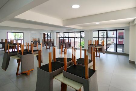 Apartamento para alugar com 75m², 2 quartos e 1 vaga Apartamento para alugar com 75m², 2 quartos e 1 vagaÁrea comum - Salão de festas