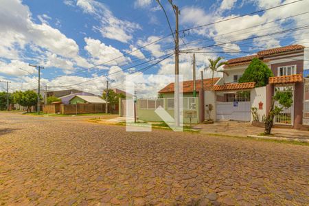 Casa à venda com 118m², 3 quartos e 1 vaga Casa à venda com 118m², 3 quartos e 1 vagaFachada