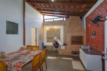 Casa à venda com 118m², 3 quartos e 1 vaga Casa à venda com 118m², 3 quartos e 1 vagaÁrea Gourmet