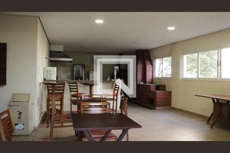 Apartamento à venda com 130m², 4 quartos e 3 vagasChurrasqueira