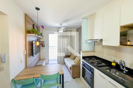 Apartamento para alugar com 34m², 2 quartos e 1 vaga Apartamento para alugar com 34m², 2 quartos e 1 vagaSala