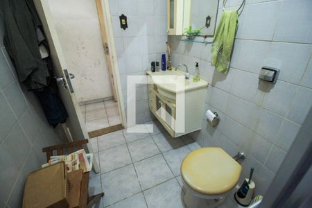 Casa à venda com 144m², 3 quartos e 3 vagas Casa à venda com 144m², 3 quartos e 3 vagasBanheiro 2