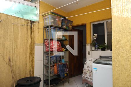 Casa à venda com 66m², 2 quartos e 2 vagasÁrea de Serviço