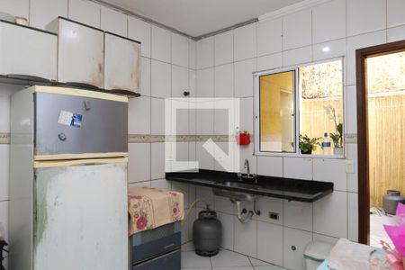 Casa à venda com 66m², 2 quartos e 2 vagasCozinha