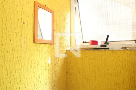 Casa à venda com 66m², 2 quartos e 2 vagasBanheiro 2