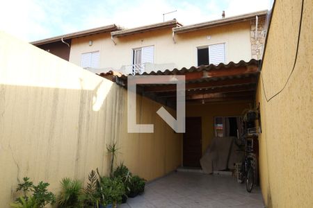 Casa à venda com 66m², 2 quartos e 2 vagasGaragem
