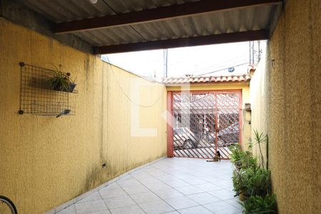 Casa à venda com 66m², 2 quartos e 2 vagasGaragem