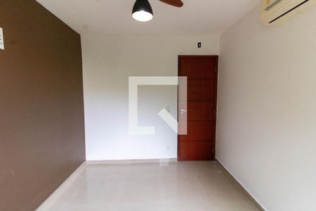 Quarto 1 de apartamento para alugar com 3 quartos, 68m² em Santa Rosa, Niterói